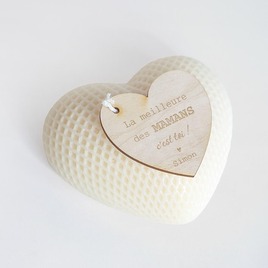 bougie coeur blanche et son etiquette en bois special maman TA14971-2400003-09 1