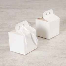 boite-a-dragees-naissance-simple-cube-blanc-irise-buromac-714060-TA714-060-09-1